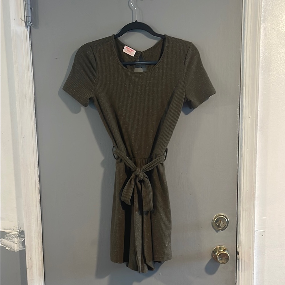 Showpo Green Tie Front Jumpsuit Romper Size 4